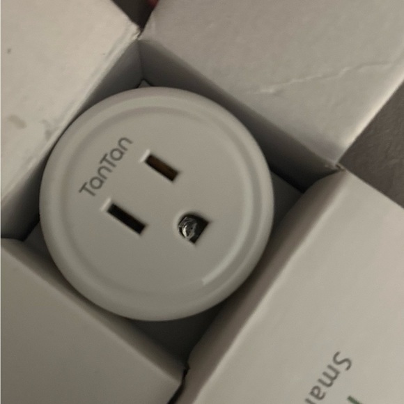 TanTan Smart Socket Pack of Two - Picture 1 of 3